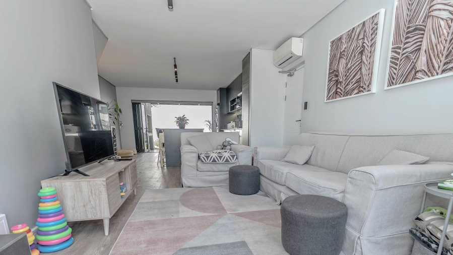 2 Bedroom Property for Sale in Newinbosch Western Cape